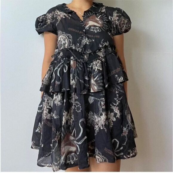 Kimchi Blue Dresses & Skirts - Kimchi Blue Floral Black Dress, M